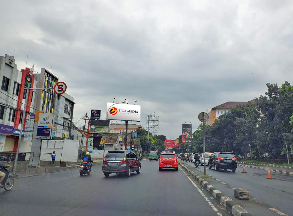 Billboard 4x8 sukajadi-02a