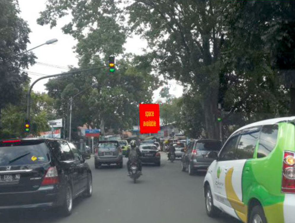 01- Billboard, 4x6, 1muka - Jl. Sumbawa (perempatan Jl. Sunda - Jl. Sumbawa) Bandung1