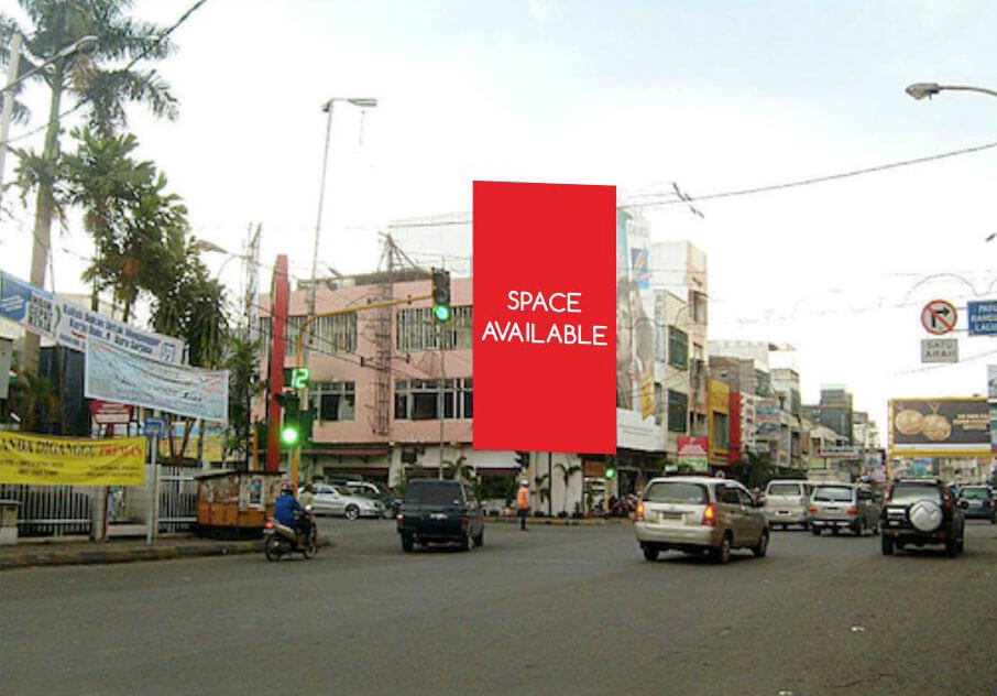 02 - Billboard 6 m x 12 m, 1 muka, vertical - Jl. Sisingamangaraja (simpang Jl. Pandu) Kota Medan