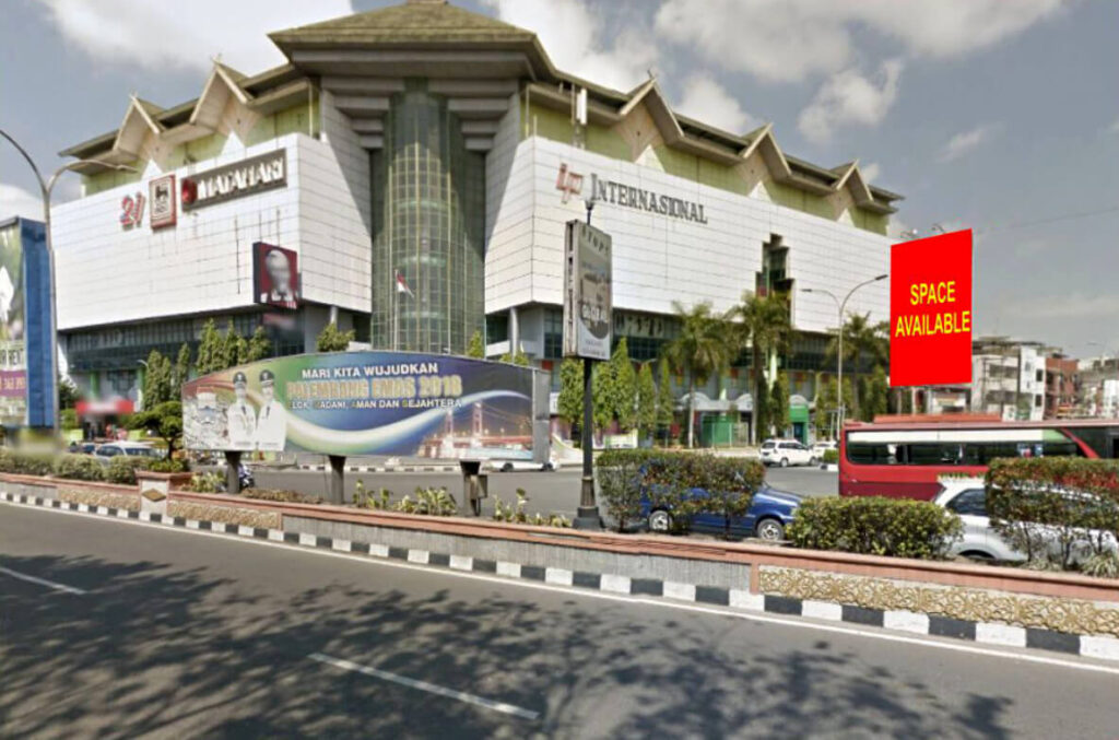 01 billboard, 5x10, 2muka, ver - Median Jalan Letkol Iskandar (samping Internasional Plaza) Kota Palembang