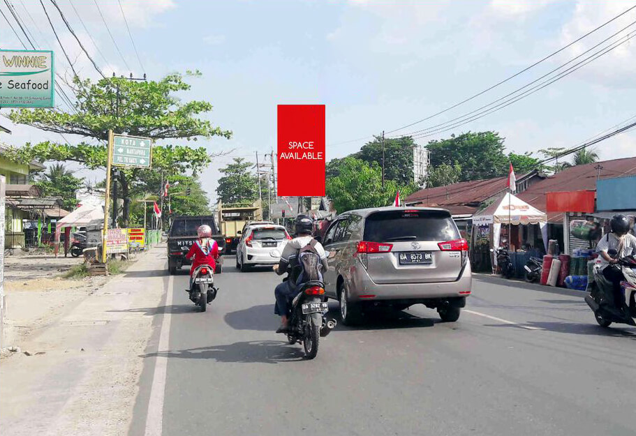 02 billboard, 5x10, 1muka, ver - Perempatan Traffic Light Jl. Veteran - Jl. Pangeran Hidayatullah (seberang Amalia Motor) Banjarmasin
